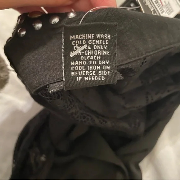 Bundle Rue 21 black button downs - Picture 9 of 16